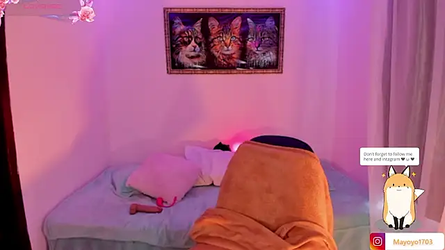 Snapshot of kiki_cavilll chatting on February 2, 2:49 pm kiki cavilll online show from February 2, 2:49 pm