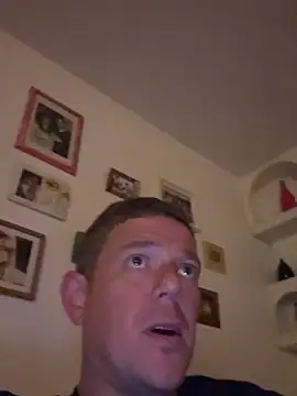 Snapshot of mrwright878787 chatting on February 8, 3:19 am mrwright878787 online show from February 8, 3:19 am