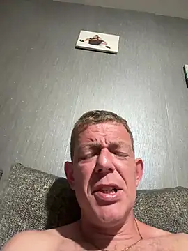 mrwright878787 online show from May 28, 11:21 pm