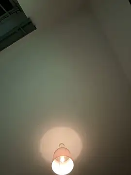 Snapshot of mrwright878787 chatting on January 22, 10:37 pm mrwright878787 online show from January 22, 10:37 pm