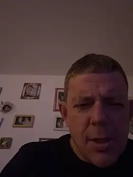 Snapshot of mrwright878787 chatting on March 1, 1:43 am mrwright878787 online show from March 1, 1:43 am