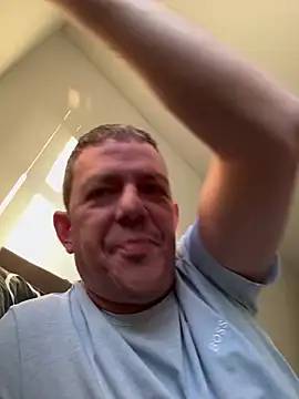 Snapshot of mrwright878787 chatting on March 2, 5:09 pm mrwright878787 online show from March 2, 5:09 pm