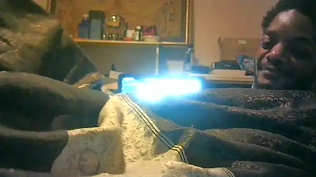 Snapshot of DI4MOND_FIR3 chatting on October 16, 3:04 am DI4MOND FIR3 online show from October 16, 3:04 am