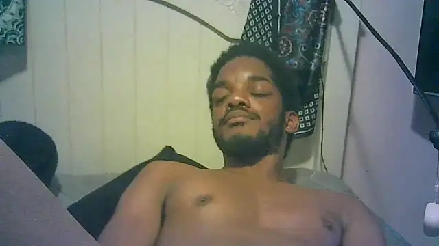 Snapshot of DI4MOND_FIR3 chatting on October 3, 10:00 pm DI4MOND FIR3 online show from October 3, 10:00 pm