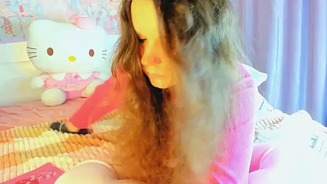 Snapshot of kuraii1_ chatting on February 3, 2:21 am kuraii1 online show from February 3, 2:21 am