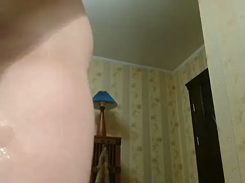 Snapshot of Valentina3859 chatting on June 12, 9:51 am Valentina3859 online show from June 12, 9:51 am
