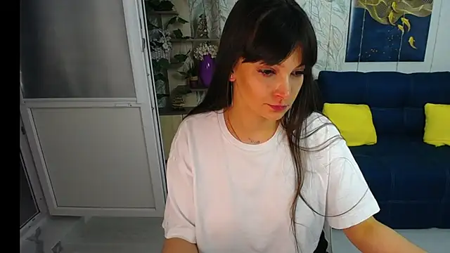 Snapshot of GoldenLadyyy chatting on March 8, 10:22 am GoldenLadyyy online show from March 8, 10:22 am