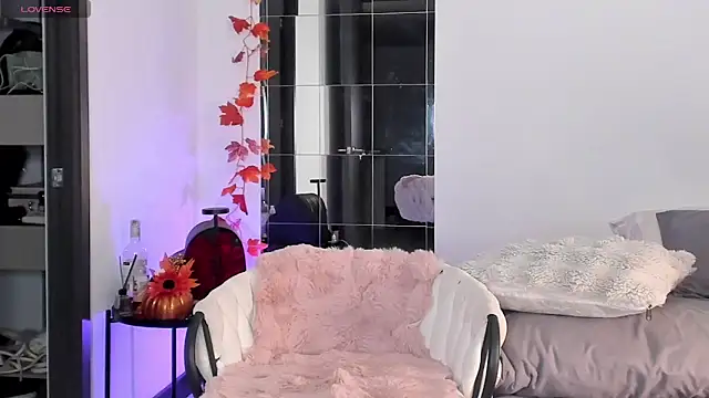 sammanthalove online show from November 1, 2:29 am