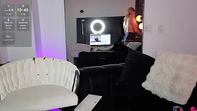 sammanthalove online show from April 10, 1:56 am