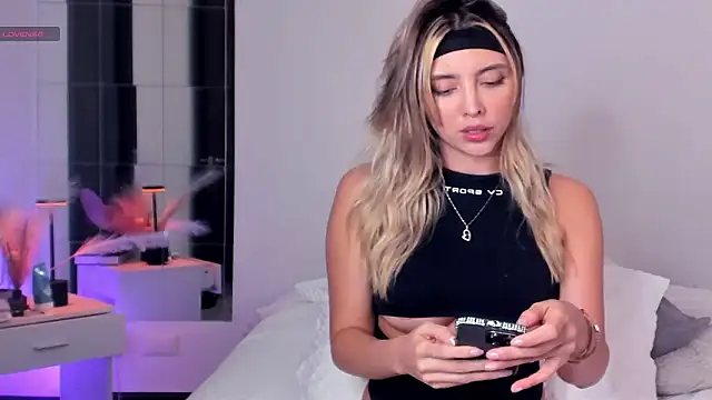 sammanthalove online show from March 15, 3:24 am