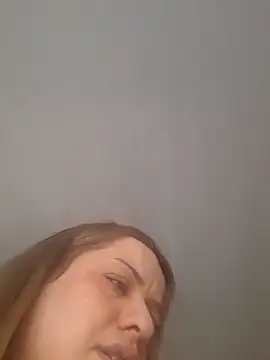 Snapshot of cansuozell chatting on November 16, 11:26 am cansuozell online show from November 16, 11:26 am