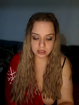 Snapshot of cansuozell chatting on October 27, 1:17 am cansuozell online show from October 27, 1:17 am