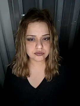 Snapshot of cansuozell chatting on November 13, 5:50 pm cansuozell online show from November 13, 5:50 pm