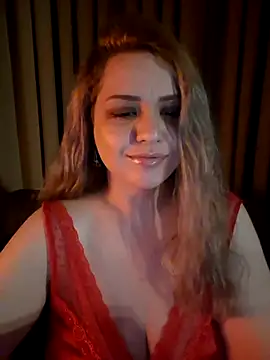 cansuozell online show from April 2, 6:25 pm