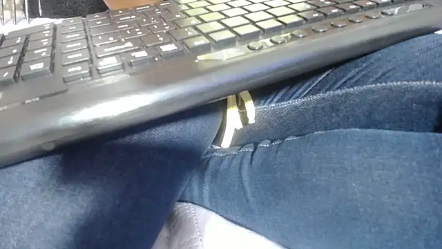 KOURTNEY-- online show from October 20, 1:51 am