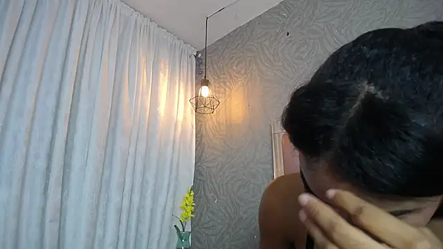 KOURTNEY-- online show from November 9, 2:48 am