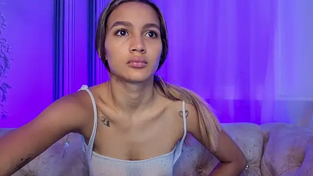 Carohorny4u online show from March 27, 3:24 pm