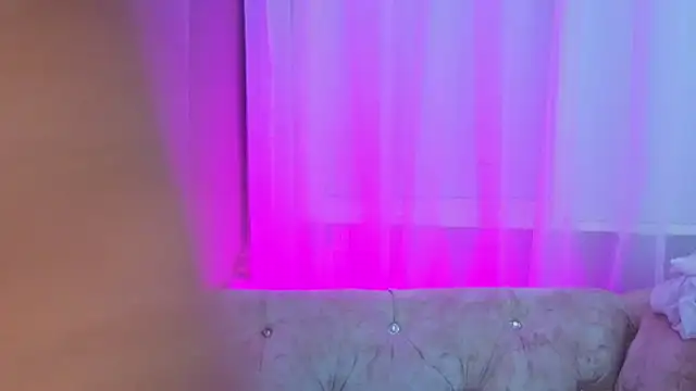 Carohorny4u online show from May 25, 2:11 am