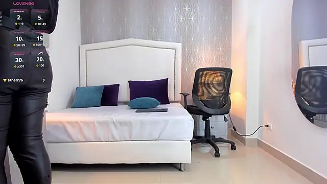  Peach1  online show from January 14, 12:31 pm