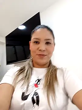  Peach1  online show from April 24, 1:57 pm