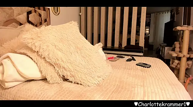 MisscharlotteK online show from March 2, 6:46 pm