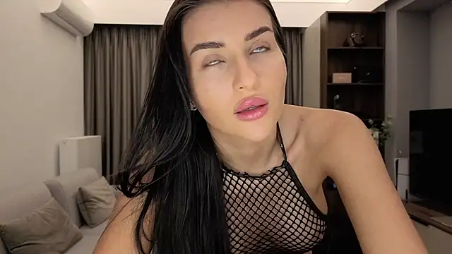 IrisNoire online show from January 14, 8:23 pm