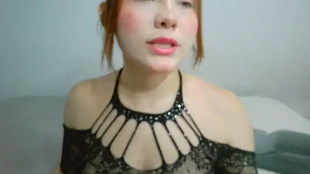 gabyevans29 online show from September 15, 4:24 am