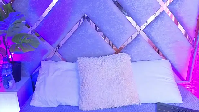 paulette dupont online show from April 1, 3:41 am