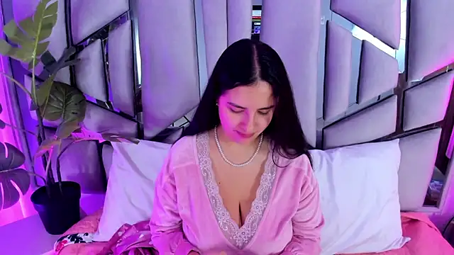 paulette dupont online show from September 19, 12:36 am