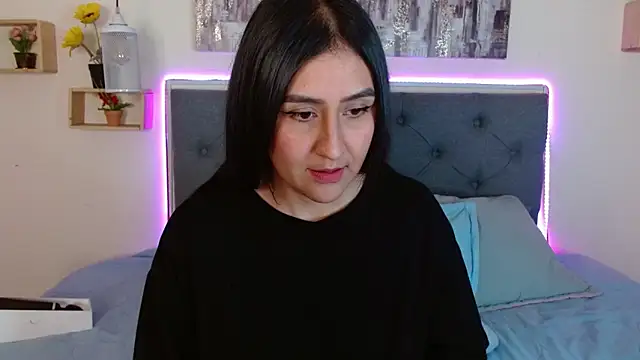 Snapshot of mia_aira chatting on September 30, 3:40 pm mia aira online show from September 30, 3:40 pm