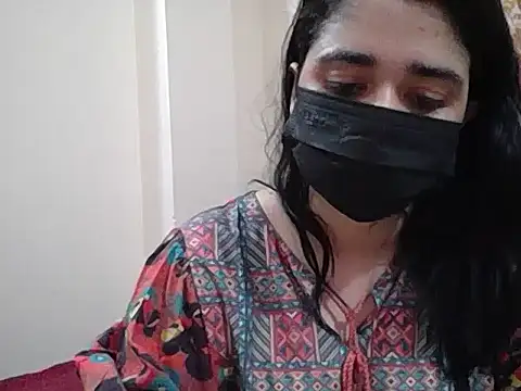 A-pusparani online show from April 2, 8:04 pm