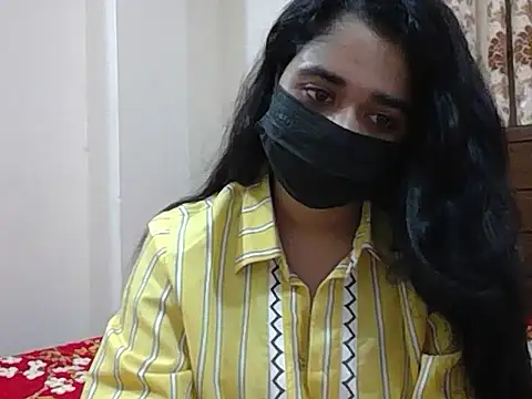 A-pusparani online show from June 11, 8:17 pm