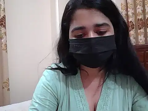 A-pusparani online show from April 18, 6:21 pm