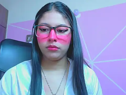  ALLYSON18  online show from May 12, 11:49 am
