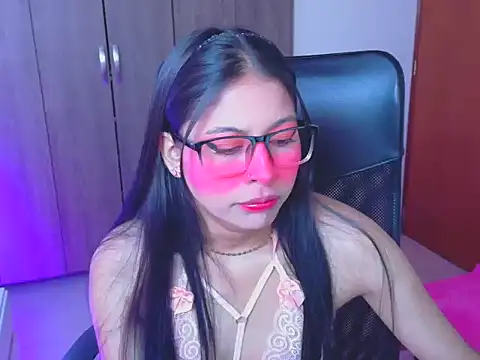  ALLYSON18  online show from March 6, 12:00 pm