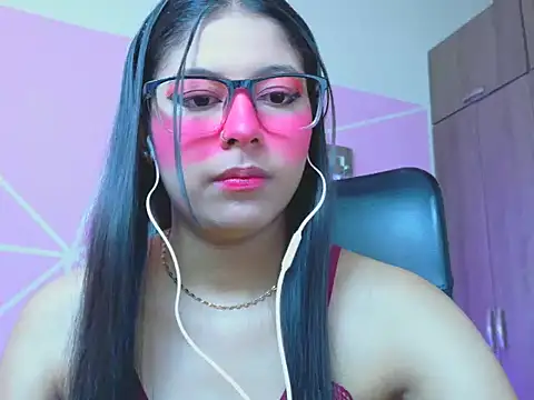  ALLYSON18  online show from May 21, 11:40 am