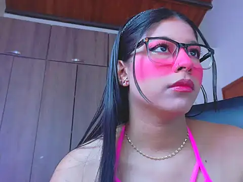  ALLYSON18  online show from February 10, 11:20 am