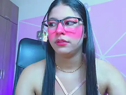  ALLYSON18  online show from April 25, 11:57 am
