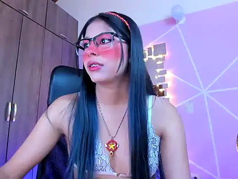Snapshot of _ALLYSON18_ chatting on March 19, 11:39 am ALLYSON18 online show from March 19, 11:39 am