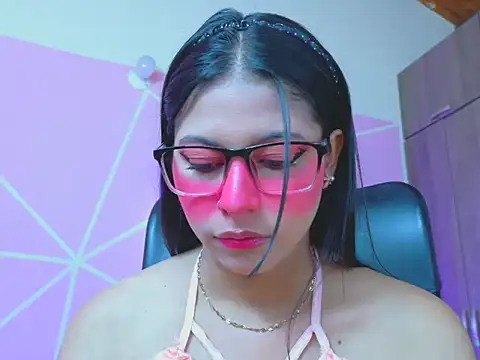  ALLYSON18  online show from April 11, 11:36 am