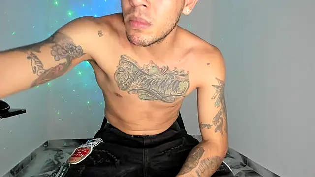 mikee scooth online show from March 29, 5:42 am