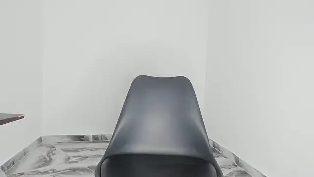 Snapshot of mikee_scooth chatting on November 27, 9:43 am mikee scooth online show from November 27, 9:43 am