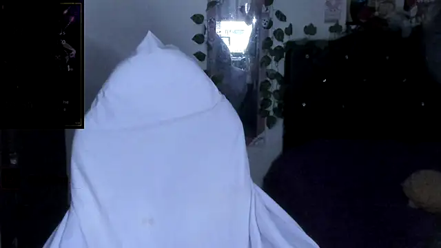 witchskarlata online show from December 5, 12:10 am