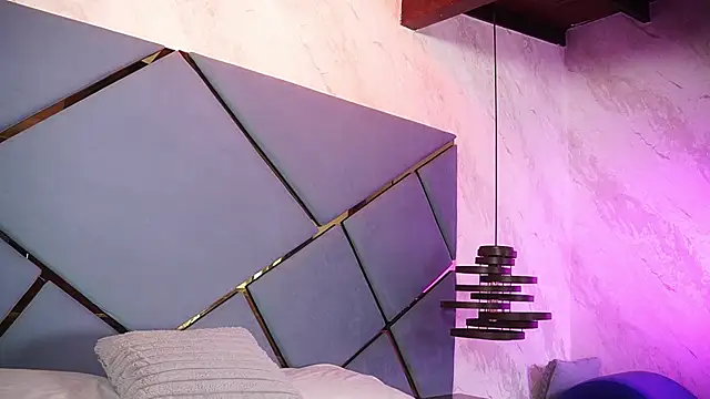 ammy durand online show from December 17, 7:08 pm