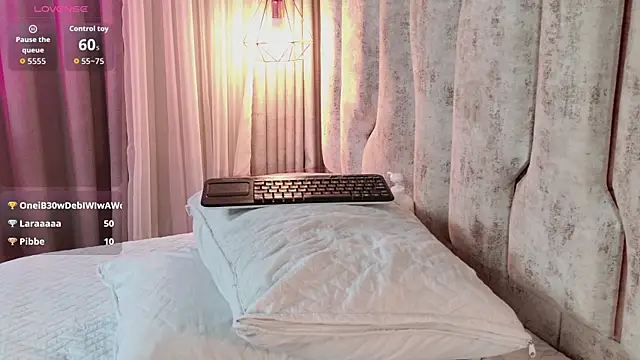 ammy durand online show from March 31, 7:54 am