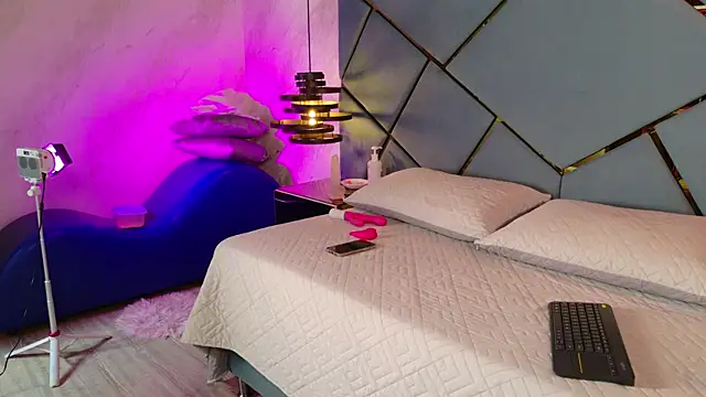 ammy durand online show from March 10, 7:07 pm