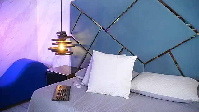 ammy durand online show from February 12, 7:13 pm