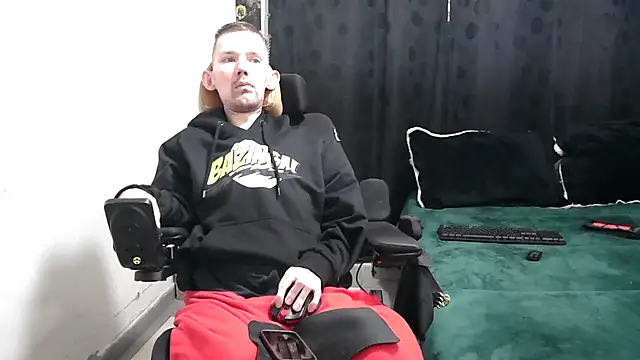 Snapshot of Sophia_and_Thomas chatting on March 6, 1:46 pm Sophia and Thomas online show from March 6, 1:46 pm