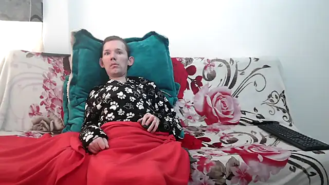 Sophia and Thomas online show from April 16, 3:35 pm