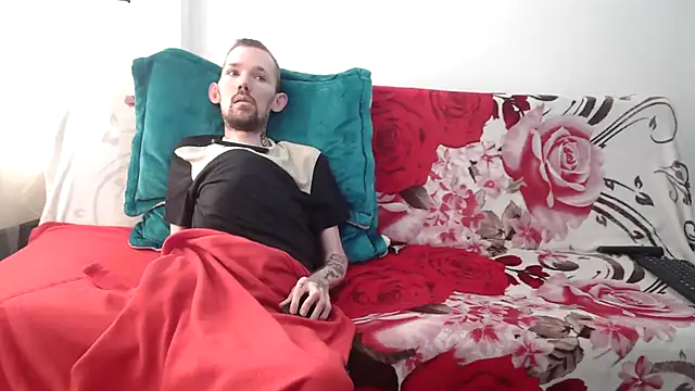 Sophia and Thomas online show from March 15, 8:38 pm